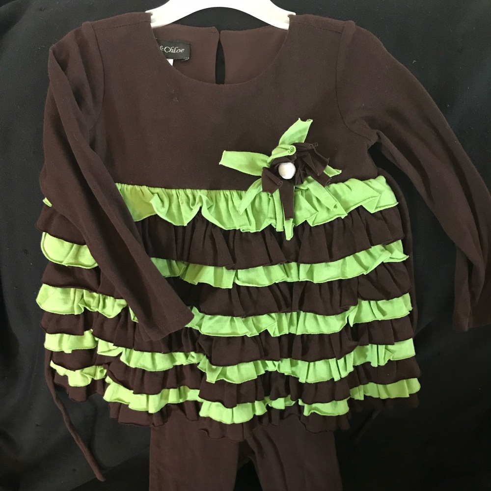 Little girls long-sleeve top and pants